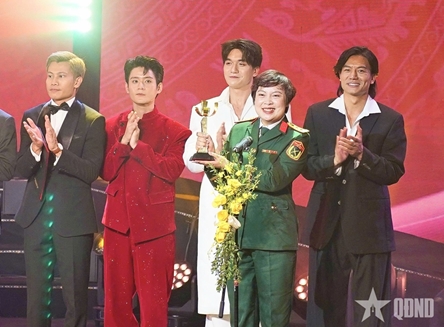 “Red Rain” wins Golden Lotus Award at 24th Vietnam Film Festival